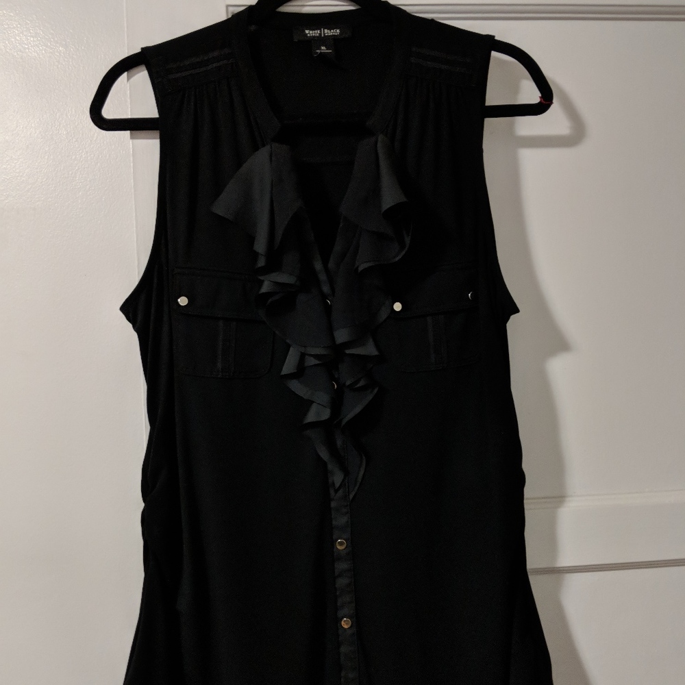 EUC White House Black Market Sleeveless Ruffle Top